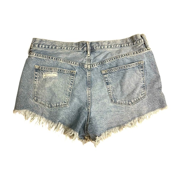 We the Free Women’s Size 32 Denim Shorts Loving Good Vibrations Cut Off Frayed - Picture 3 of 7